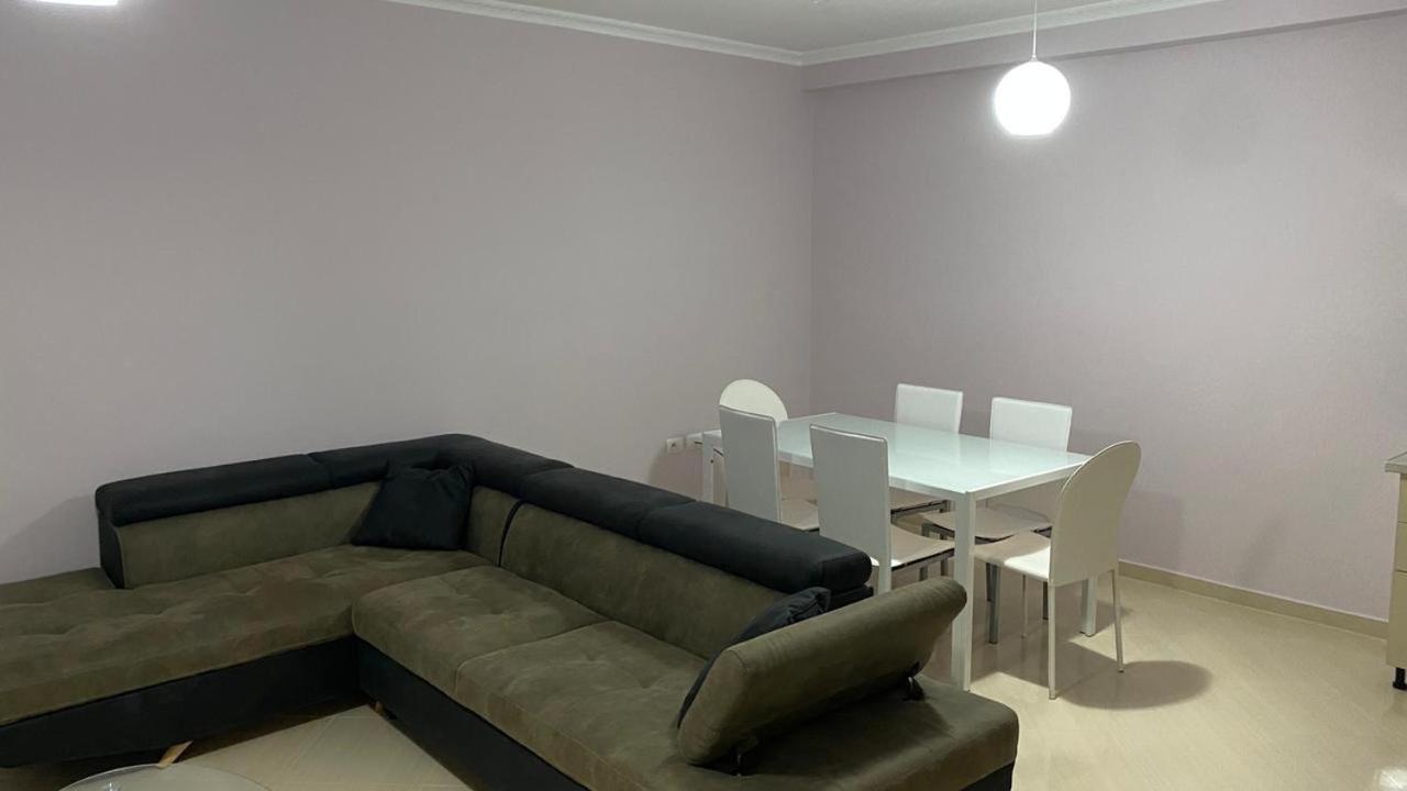 Apartament Ami *